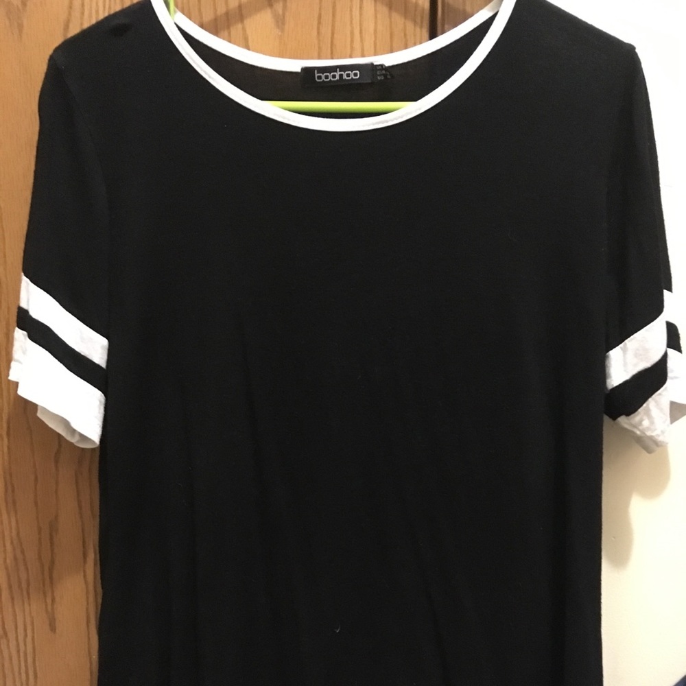 Black t shirt